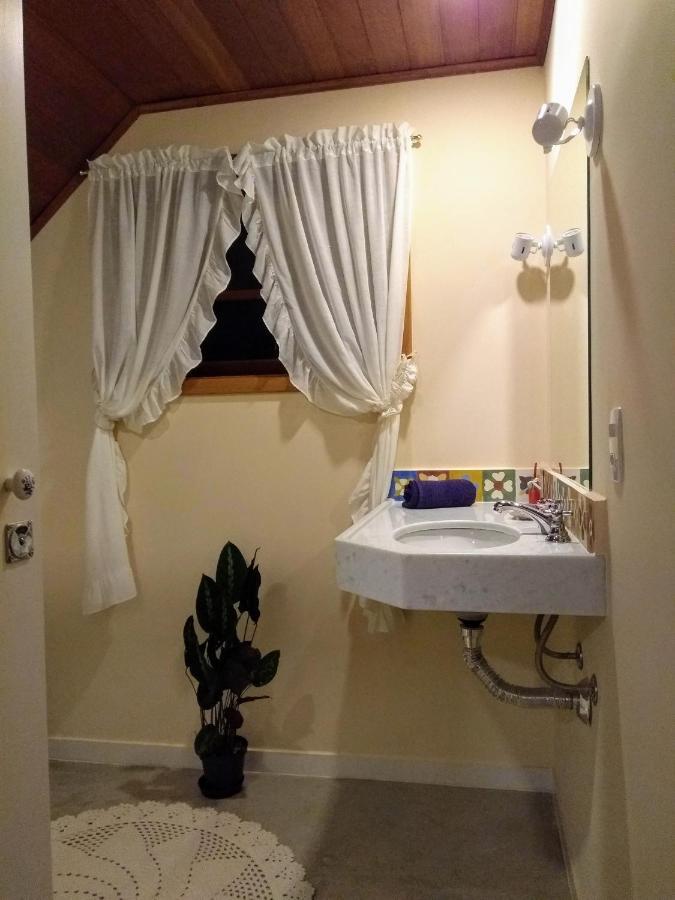 Hôtel Recanto Manacas à Petrópolis Extérieur photo