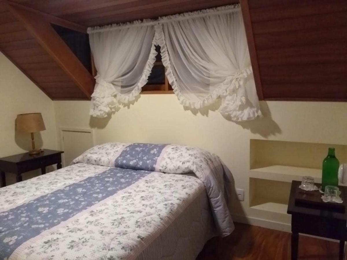 Hôtel Recanto Manacas à Petrópolis Extérieur photo